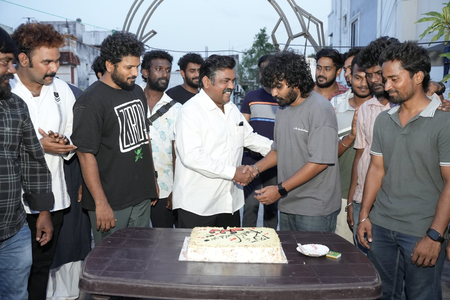 <div>Karathey Babu director calls Kaali Venkat “a gem of a performer”</div>
