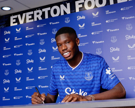 Football: Everton sign French striker Thierno Barry on four-year deal