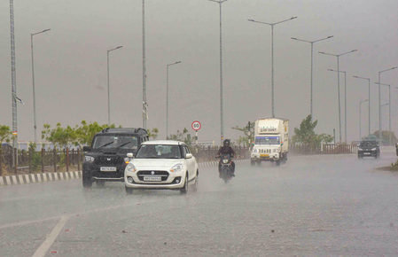 Monsoon gains pace in Bihar, IMD issues yellow alert for 18 districts