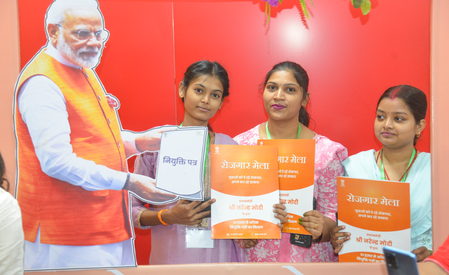 <div>Rozgar Mela a symbol of new India’s youth empowerment: Union Ministers</div>