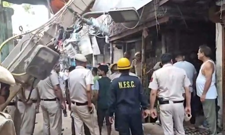 Building collapses in Delhi’s Janata Mazdoor colony; 3 rescued, many feared trapped