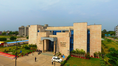 Delegation of Nepal Embassy visits AIIMS Bhopal, holds meetings with foreign students
