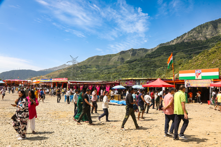 Over 3.83 lakh perform Amarnath Yatra in 25 days, thousands more head to shrine