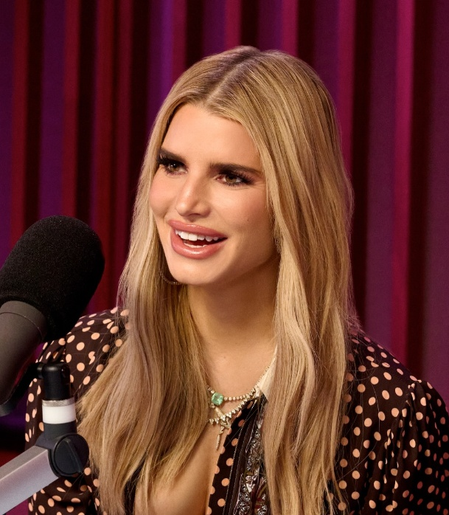 Jessica Simpson flaunts new hair transformation as she celebrates 45th birthday