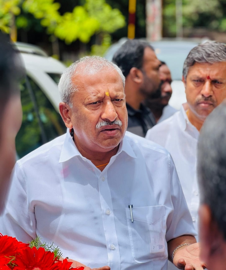 <div>K’taka BJP MLA Byrathi Basavaraj denies involvement in rowdy sheeter’s murder, vows legal action</div>