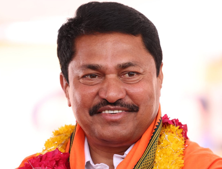 Congress raises honeytrap scandal targeting Maha’s high-ranking officers and politicians
