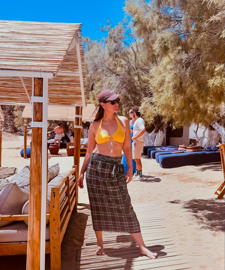 <div>Kareena Kapoor’s vacation in Greece comes with a Shah Rukh Khan twist</div>