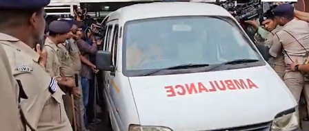 Odisha minor set ablaze by miscreants in Puri, suffers 70 per cent burns