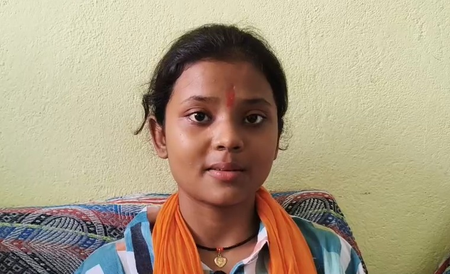 <div>Bihar’s 12-year-old Divya Tiwari goes viral with songs on PM Modi, Operation Sindoor</div>