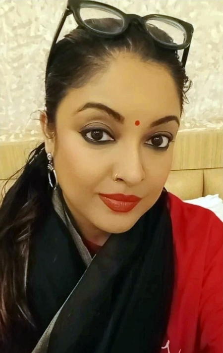 Tanushree Dutta seeks spiritual solace in Sawan after alleging harassment at home