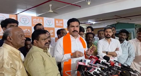 <div>Karnataka BJP extends support to traders’ protest against GST notices</div>
