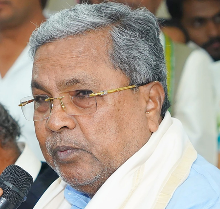 <div>K’taka CM Siddaramaiah addresses GST notice concerns in trade union meeting</div>