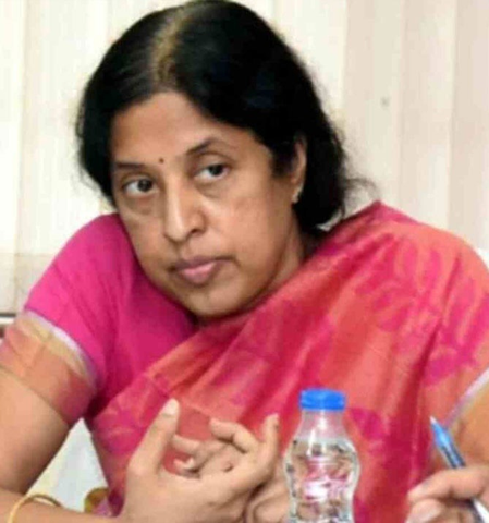 <div>Telangana HC dismisses IAS officer’s discharge petition in OMC case</div>