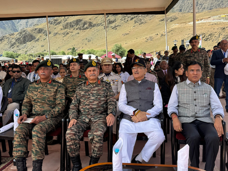 <div>Kargil Vijay Diwas: Army Chief warns terror supporters, reaffirms India’s resolve to protect sovereignty</div>