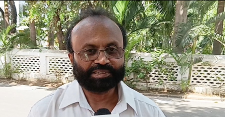 <div>PM Modi praises Mani Maran for preserving ancient manuscripts, Tamil pundit calls it ‘fulfilling experience’ </div>