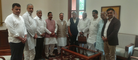 <div>Pralhad Joshi leads delegation to JP Nadda seeking more fertilizer supply for K’taka</div>
