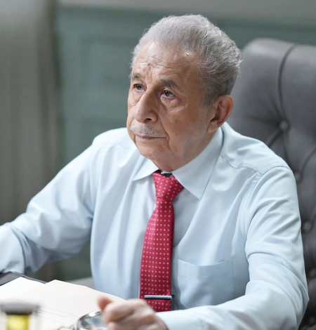 <div>‘Made in India – A Titan Story’: Naseeruddin Shah’s first look as J.R.D. Tata out</div>