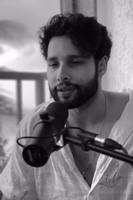 <div>Siddhant Chaturvedi reflects on working with his college buddy Shreyas Puranik in ‘Dhadak 2’</div>
