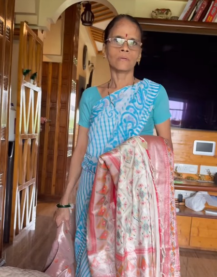 <div>Siddhant Chaturvedi’s mother picks the perfect saree for ‘Dhadak 2’ premiere</div>