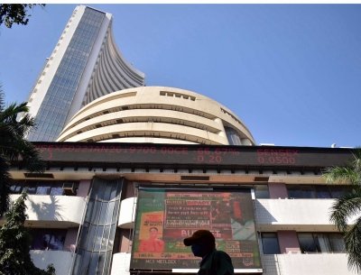 Sensex, Nifty open lower amid uncertainty around Trump tariffs