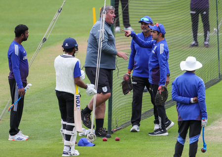 <div>‘We have nothing to hide,’ says Oval curator Lee Fortis after a heated exchange with Gambhir (Ld)</div>