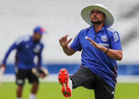 India should find a way to include Kuldeep for fifth Test: Parthiv Patel
