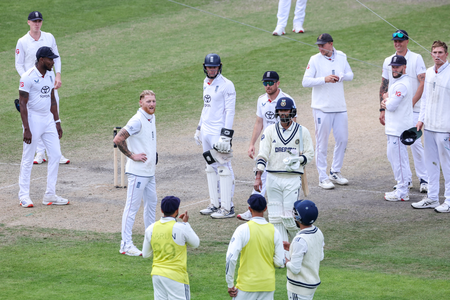 <div>‘If someone from England would’ve been batting…’ Gambhir reacts to no-handshake drama in Manchester</div>