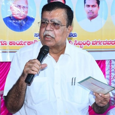<div>Stir in K’taka Congress: Sacked Minister Rajanna’s supporters threaten ‘Delhi Chalo’ protest</div>