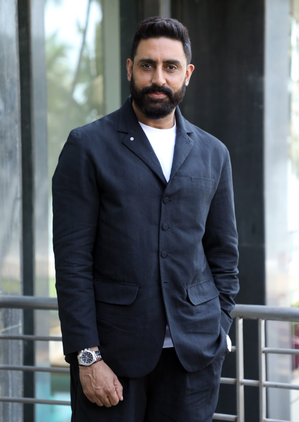 <div>50 Years of Sholay: Abhishek Bachchan expresses his wish to watch his parents’ iconic film at Minerva Theatre</div>