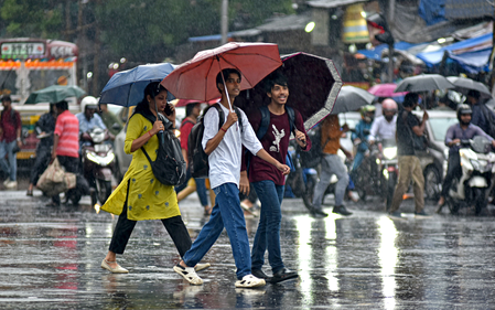 <div>All eyes on PM Modi’s events in Kolkata today as heavy rain in city, south Bengal on radar</div>
