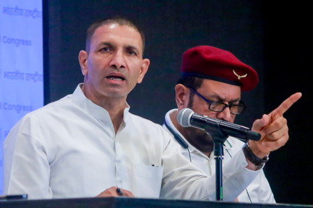 <div>Madhya Pradesh: Cong to stage protest to back Rahul’s ‘vote theft’ claims</div>