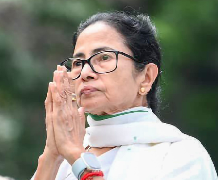 <div>Mamata Banerjee’s livelihood promise to Bengali migrant workers leaves state govt ‘in a fix’</div>