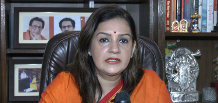 <div>‘Incorrect, unacceptable, offensive’: Priyanka Chaturvedi slams Trump’s ‘Dead economy’ remark on India</div>