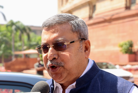 Kalyan Banerjee attacks Mahua Moitra after announcing his resignation as party Chief Whip in LS