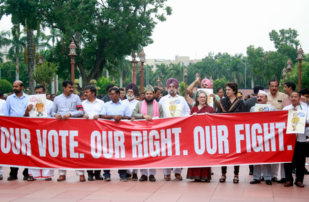 <div>INDIA Bloc to hold crucial meet at LoP Gandhi’s residence amid Bihar SIR row</div>