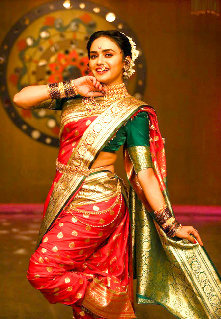 Amruta Khanvilkar is chuffed on receiving her first Maharashtra State Film Award