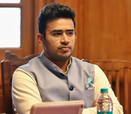 <div>‘This is Modi’s era, everything happens quickly’: BJP MP Tejasvi Surya to K’taka govt</div>
