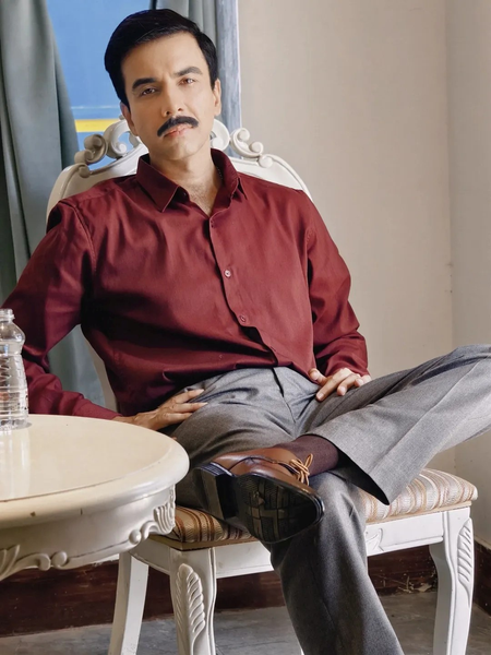 Naveen Kasturia calls ‘Salakaar’ Mukesh Rishi a gentle giant