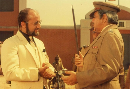 <div>‘Karma’ turns 39: Anupam Kher thanks Subhash Ghai for making him popular as Dr Dang</div>