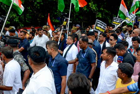 RG Kar victim’s mother hospitalised as she falls sick amid chaos during ‘March to Nabanna’ (Ld)