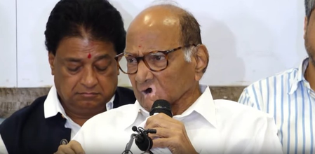 <div>Pawar alleges offer to ‘fix’ 160 Assembly seats, Fadnavis rubbishes claim</div>