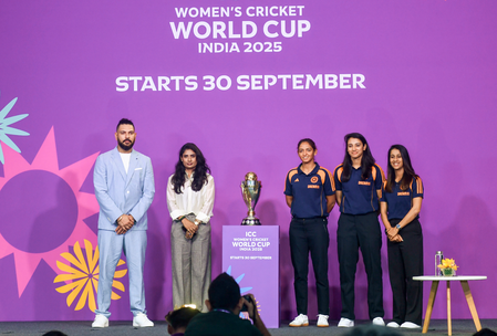 <div>Play the situation, don’t get bogged by expectations: Yuvraj Singh tells women cricketers ahead of ODI World Cup</div>