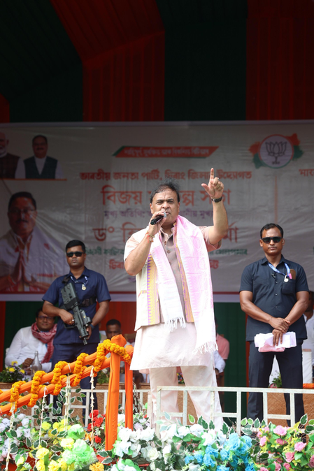 <div>Eviction drives target ‘Miya-Muslim’ encroachers, not minority areas: Assam CM</div>