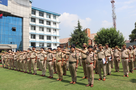 <div>J&K Police top national gallantry award list with 127 medals</div>