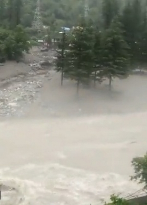 <div>Massive cloudburst hits J&K’s Kishtwar district, several casualties feared</div>