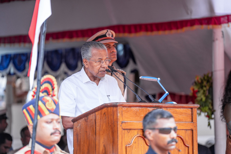 <div>Kerala CM Vijayan criticises PM Modi for ‘glorifying RSS’ in I-Day speech</div>