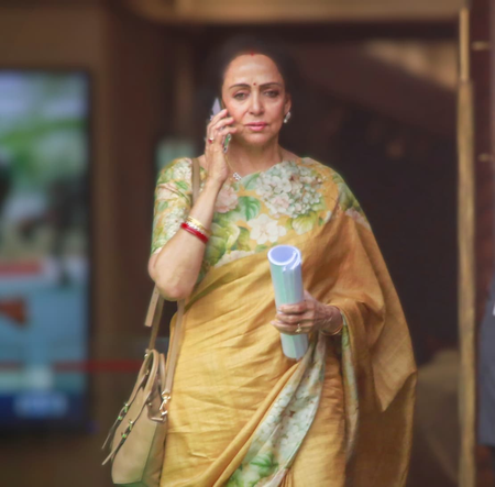 <div>Hema Malini reflects on doing action sequences in ‘Sholay’</div>