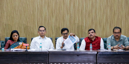 <div>INDIA Bloc slams CEC for acting as ‘BJP’s mouthpiece’, junking electoral neutrality</div>