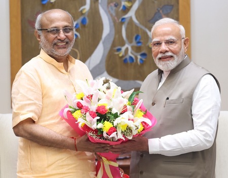 <div>‘Long years of public service, experience will enrich our nation’: PM Modi meets NDA’s Vice Presidential nominee</div>