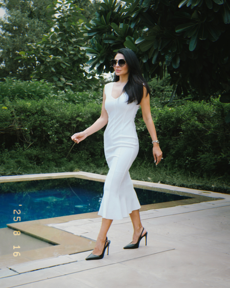 <div>Neeru Bajwa reveals she ‘observed spy films to capture the character’s body language’ in Tehran</div>